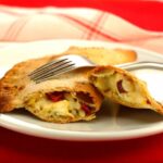 Calzone a los tres quesos