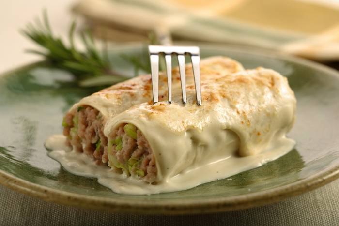Canelones con col