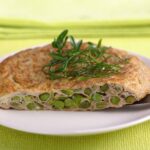 Tortilla de habitas tiernas
