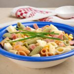 Ensalada de pasta con atún
