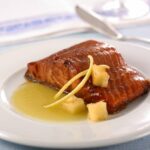 Salmón con manzanas