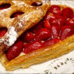 Corazón de hojaldre con fresas