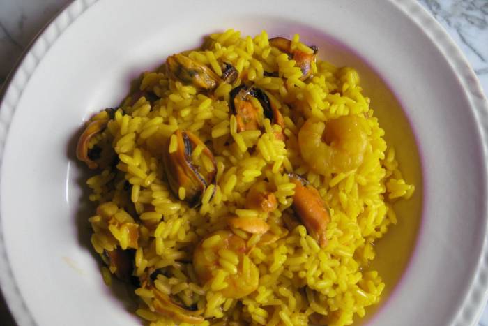 Arroz con mejillones y gambas light