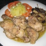 Pollo en salsa a las finas hierbas