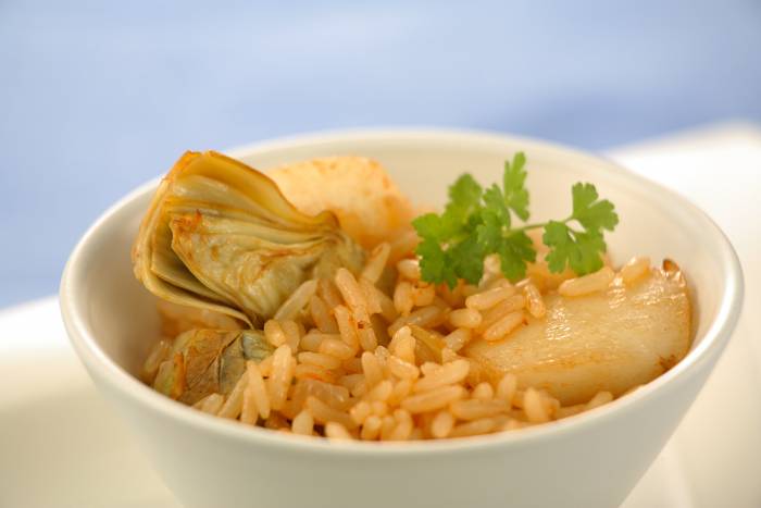 Arroz con sepia y alcachofas