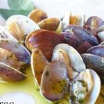 Almejas con ajo y perejil (recetario de dolorss)