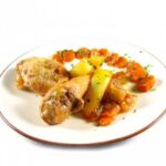 Muslitos de pollo con sala de cebolla y zanahoria