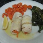 Rollitos de merluza rellenos
