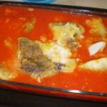 Bacalao con tomate al horno