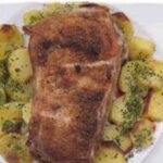 Costillar de cerdo asado con patatas al microondas