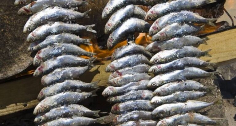 Cómo saber si un pescado a la parrilla está cocido