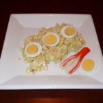 Ensalada de palitos de cangrejo al estilo chao