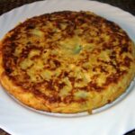 Tortilla de patata, cebolla y calabacín
