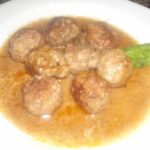 Albóndigas en salsa de bajas calorías