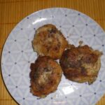 Patatas rellenas de masa de croquetas