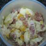 Huevo al microondas con jamón de pavo
