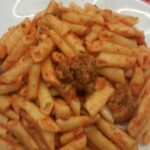 Macarrones con higadillos