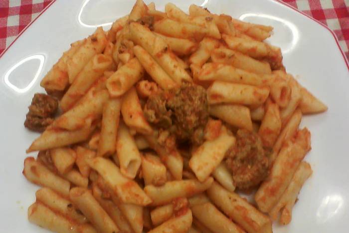 Macarrones con higadillos