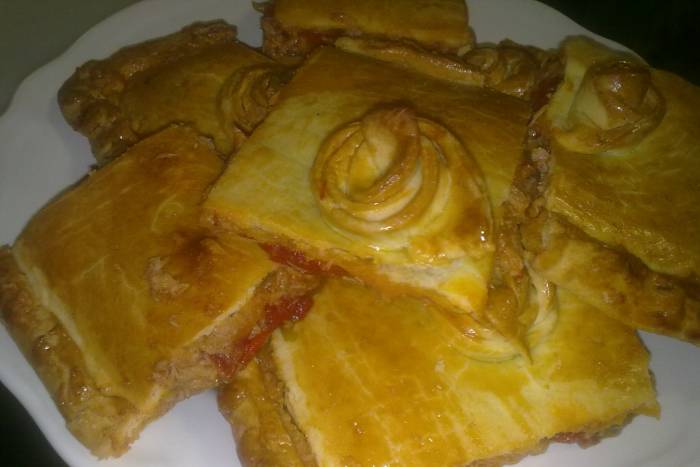 Empanada de pimientos asados y atún para alessandra