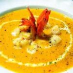 Crema de verduras y gambas