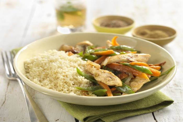 Cuscús rápido de pollo y verduritas