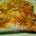 Empanada criolla argentina
