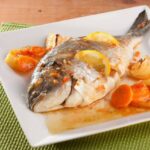 Dorada al horno con verduras