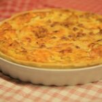 Tarta salada ligera de jamón y queso