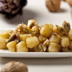 Salteado de patatas con alcachofas