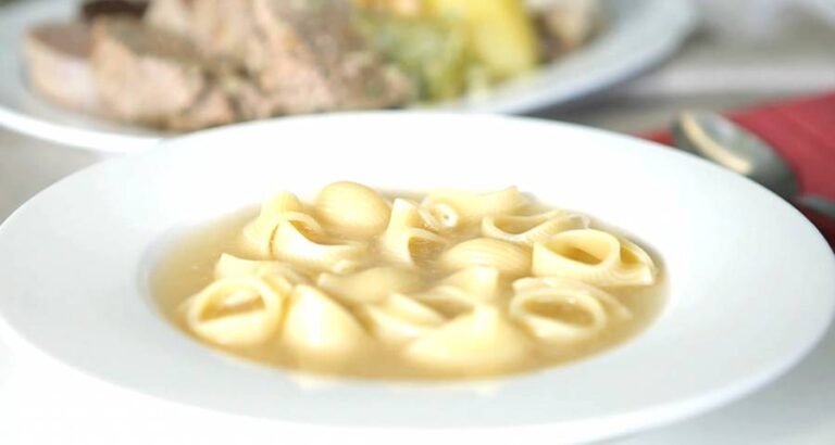 Sopa de Galets de Navidad