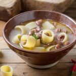 Sopa de pasta y alubias