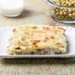 Lasaña de guisantes con queso