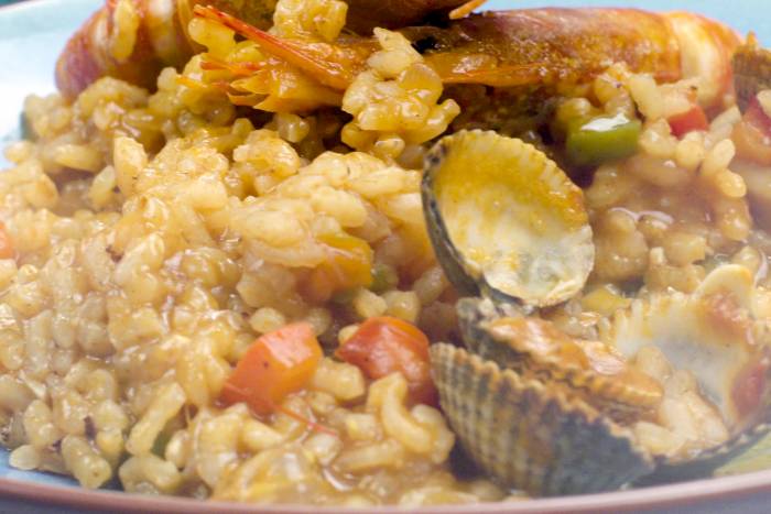 Paella de marisco