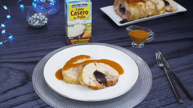 Redondo de pollo con ciruelas