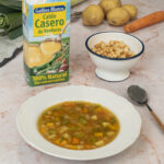 Sopa de verduras con tomillo