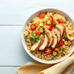 Cous cous con verduras y pollo al curry