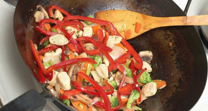   si quieres dominar la cocción de los alimentos al más puro estilo asiático toma nota de estos sencillos trucos.